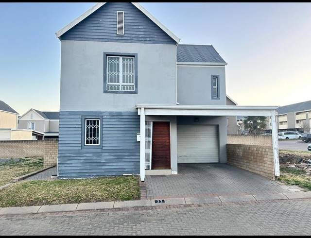 3 BEDROOM TOWNHOUSE FOR SALE IN RIVERSPRAY LIFESTYLE ESTATE